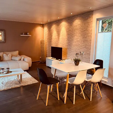 Apartment Whg 21 Mit Garten Und Terrasse 130 Qm