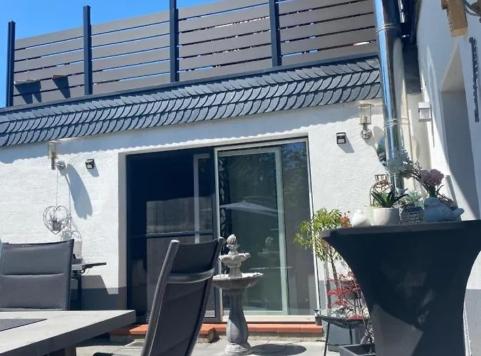 Whg 21 Mit Garten Und Terrasse 130 Qm Apartment Wuppertal