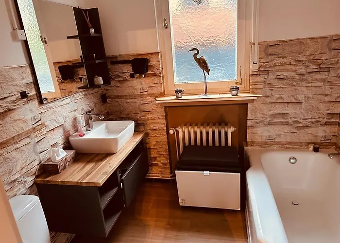 Whg 21 Mit Garten Und Terrasse 130 Qm Apartment *